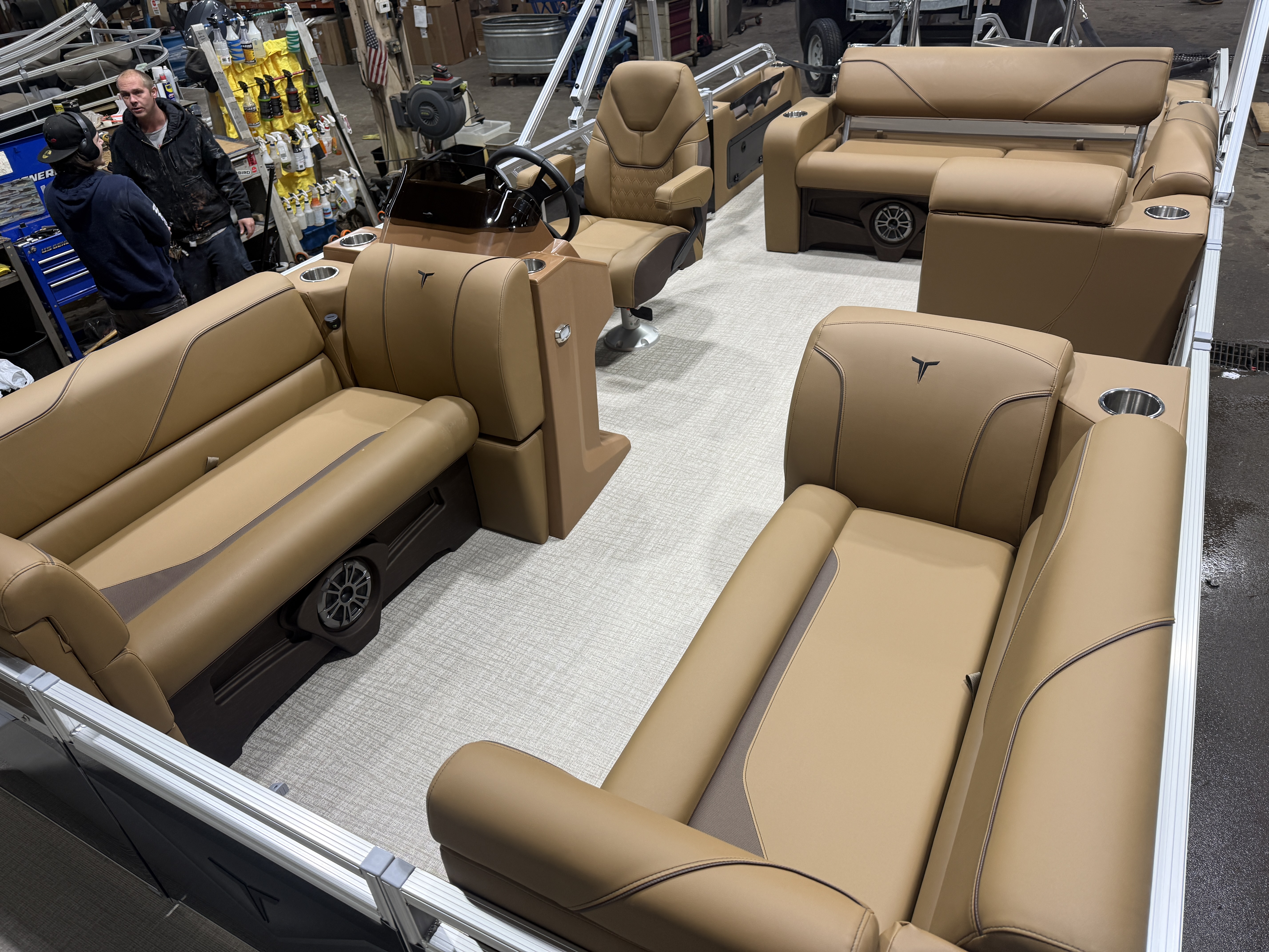 2026 Tahoe Pontoons Sport 2180 Swingback (VRB) 