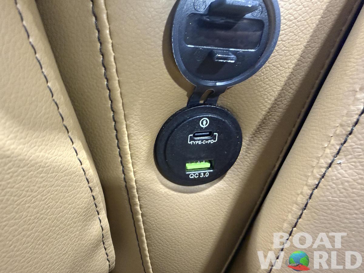 2026 Tahoe Pontoons Sport 1980 Cruise Rear Bench (CRB) 