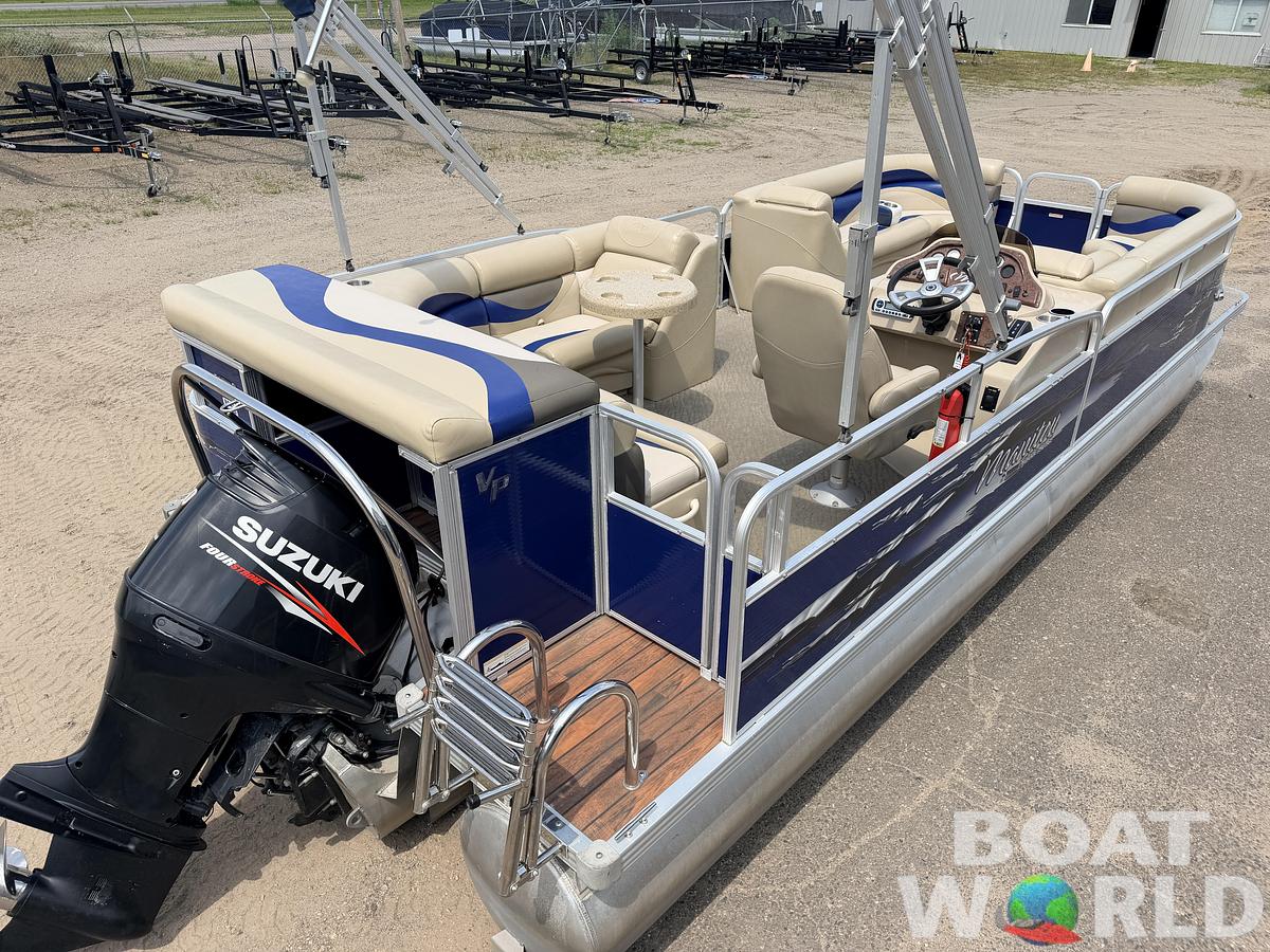 Used 2013 Manitou 220 Xplode VP Tritoon & 150HP Yamaha 4Stroke -$29,995