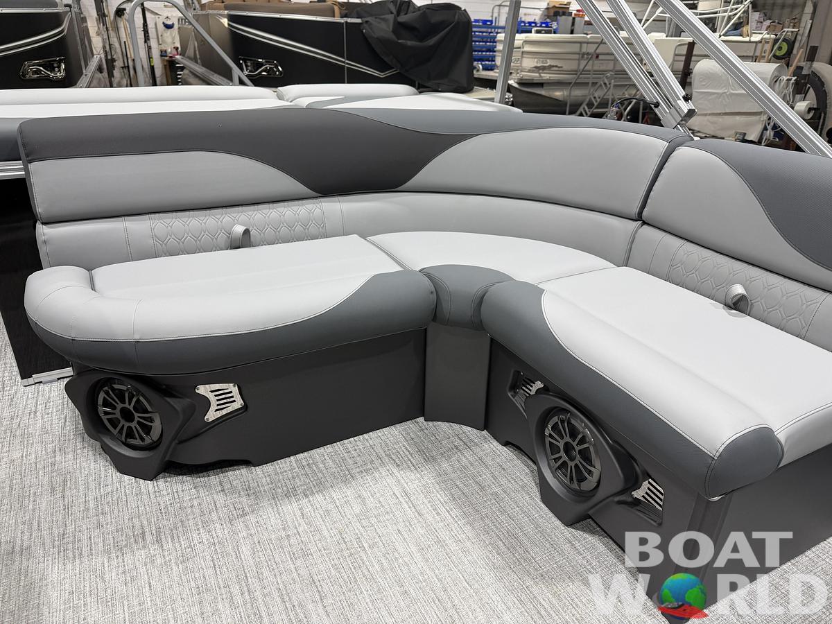 2026 Tahoe Pontoons LTZ 1985 Cruise Pontoon