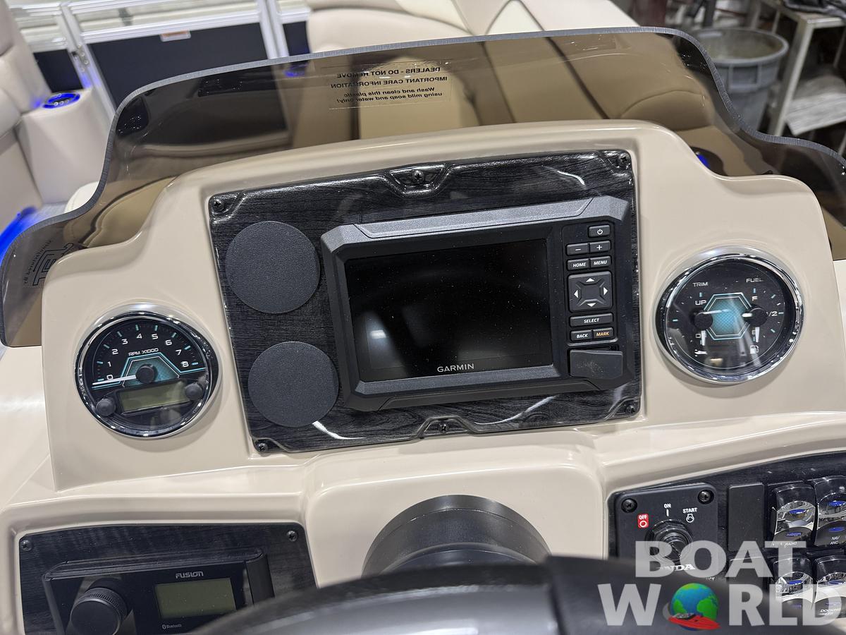 2026 Tahoe Pontoons Sport 2385 Swingback (VRB) Tritoon