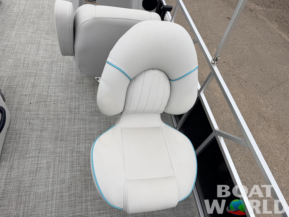 Used 2019 Qwest 822 Fish & Cruise Tritoon & 150HP Honda 4Stroke - $39,995