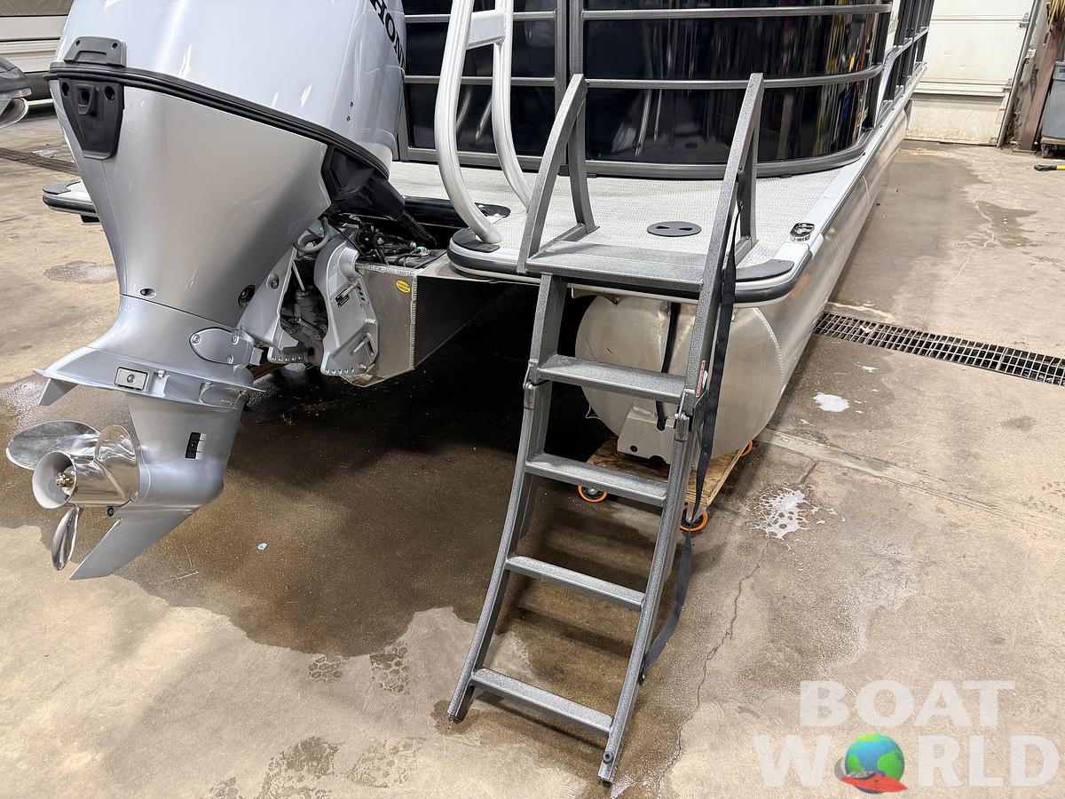 Used 2024 Bentley Pontoons Legacy 223 Navigator Quad Lounge Tri-toon Pontoon & 150HP Honda 4-Stroke EFI