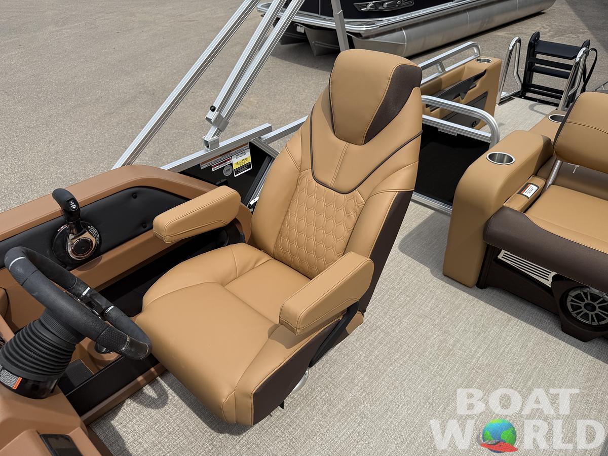 2025 Tahoe Pontoons LTZ 2385 Swingback (VRB) & Honda 4-Stroke EFI