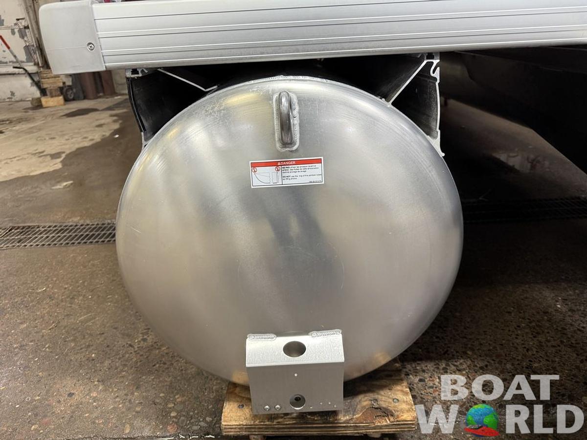 2025 Princecraft 21 Sportfisher 2-S Pontoon & Mercury 4-Stroke EFI