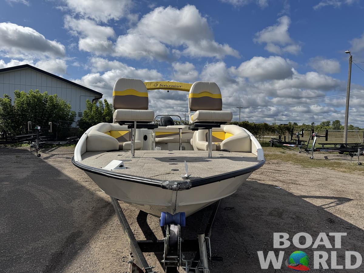 Used 2007 Lowe Suncruiser Tahiti 224 Deck Boat