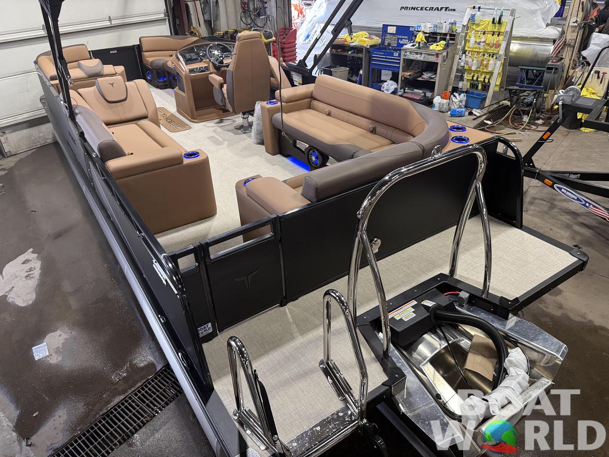 2027 Tahoe LTZ 2585 Elite Cruise Tritoon 300HP $69995