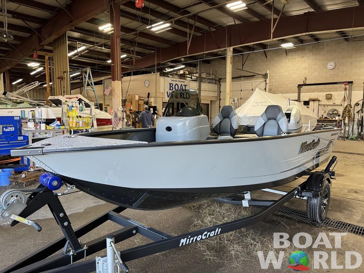 2025 Mirrocraft F167 Side Console & Honda 60HP 4-Stroke EFI