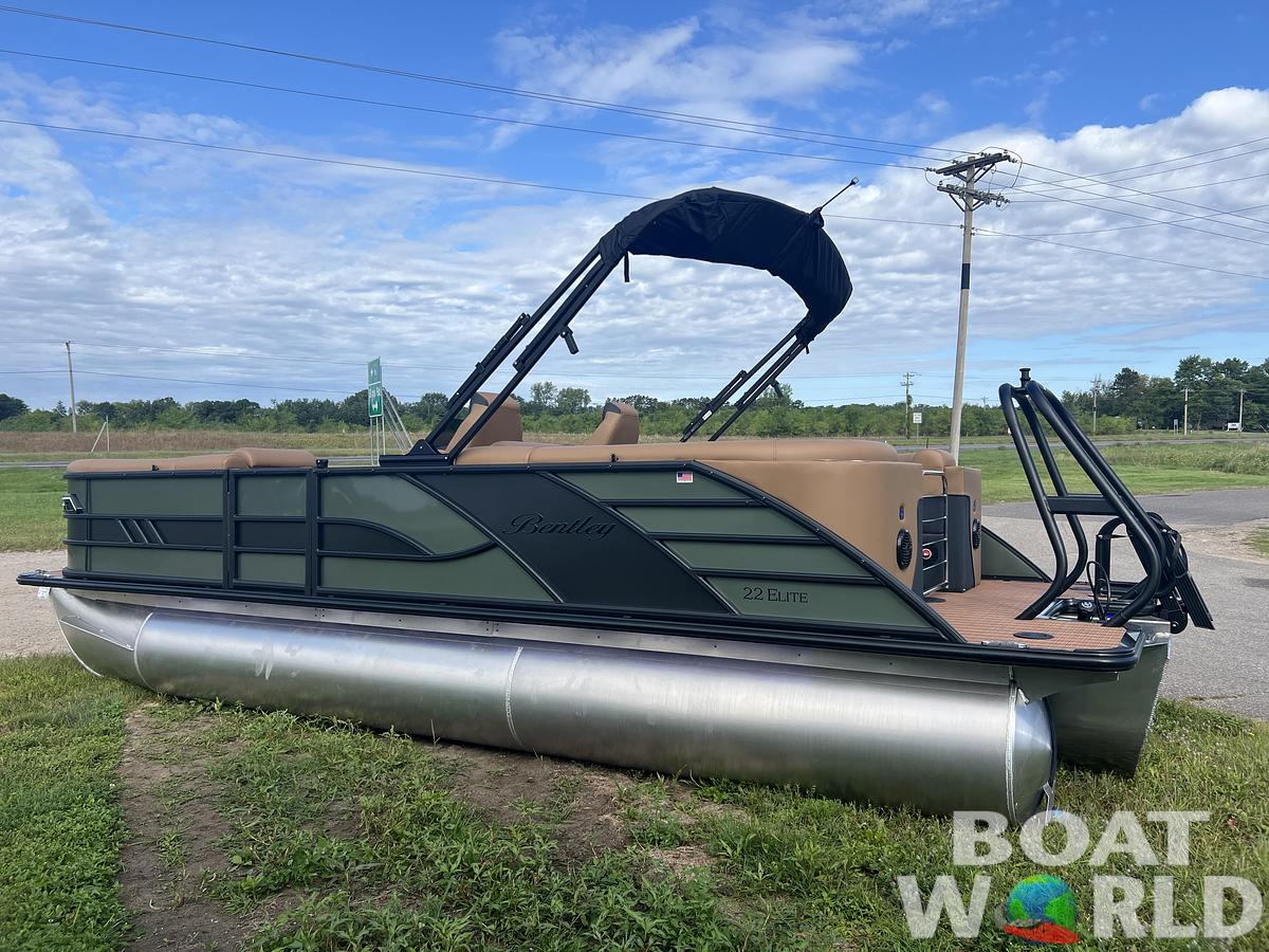 2026 Bentley Pontoons Elite 223 Admiral Quad Lounge Tritoon
