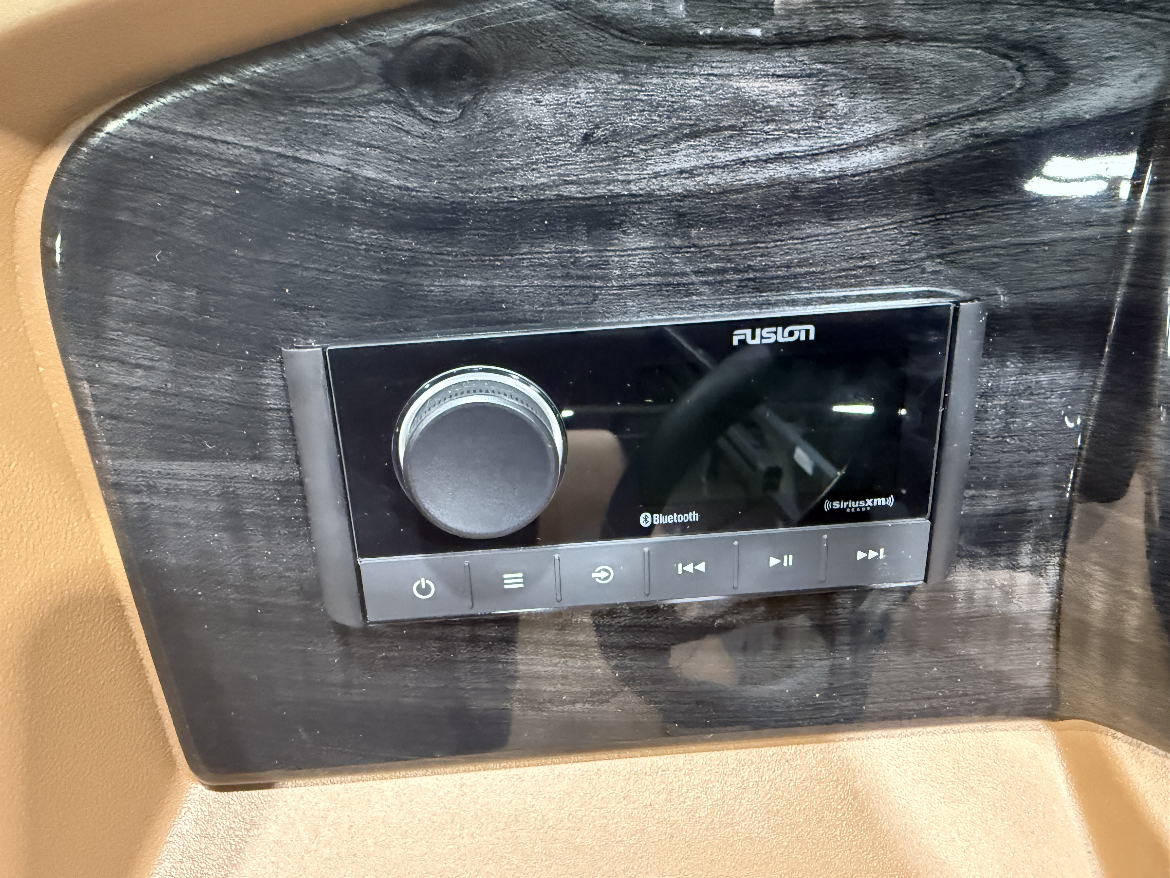 2027 Tahoe LTZ 300HP VRB Windshield Swingback $69995