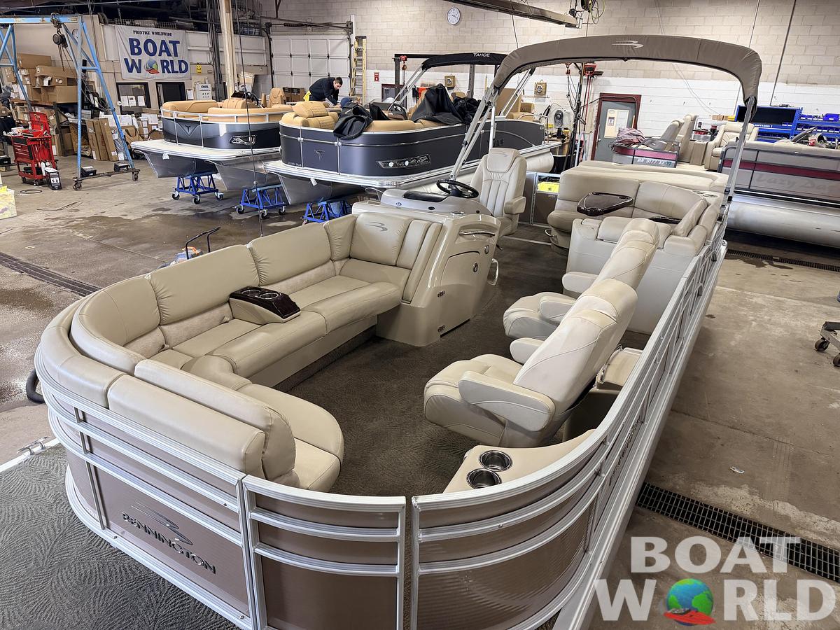 Used 2014 Bennington 2375RL & 70HP Yamaha 4Stroke - $21,995
