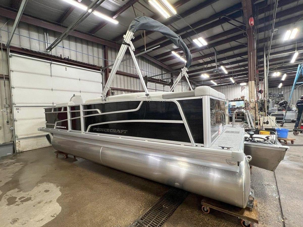 2025 Princecraft 21 Sportfisher 2-S Pontoon & Mercury 4-Stroke EFI
