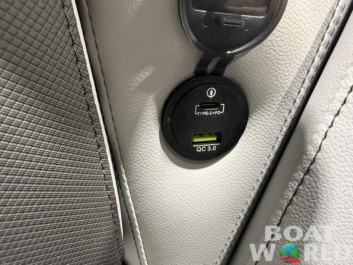 2026 Tahoe Pontoons Sport 23E80 Fish & Cruise Pontoon