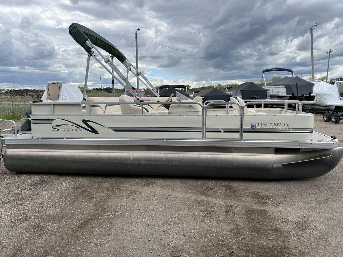 Used 2005 Bennington Sedona F21 Pontoon