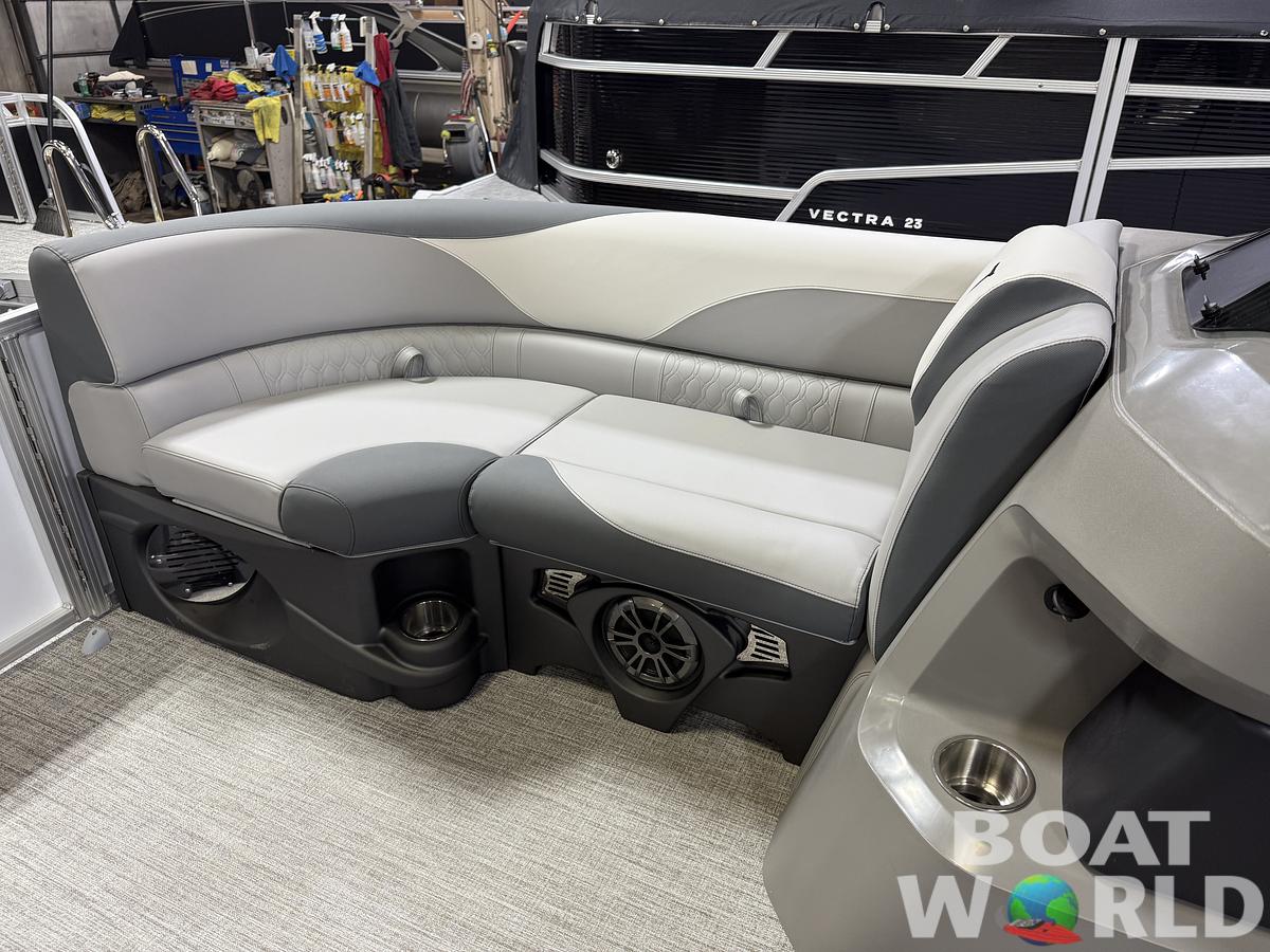 2025 Tahoe Pontoons LTZ 2385 Swingback (VRL) & Honda 4-Stroke EFI