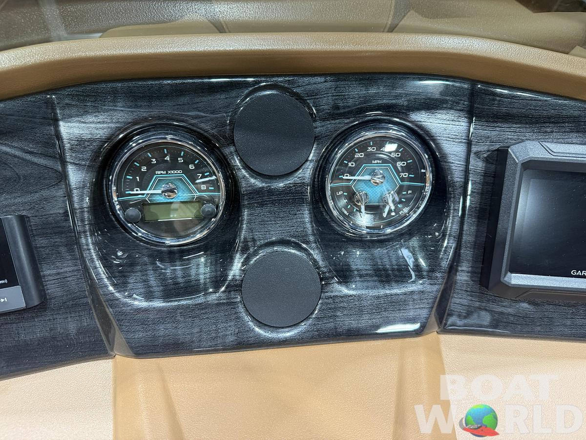 2025 Tahoe Pontoons LTZ 2385 Cruise Rear Bench (CRB) 