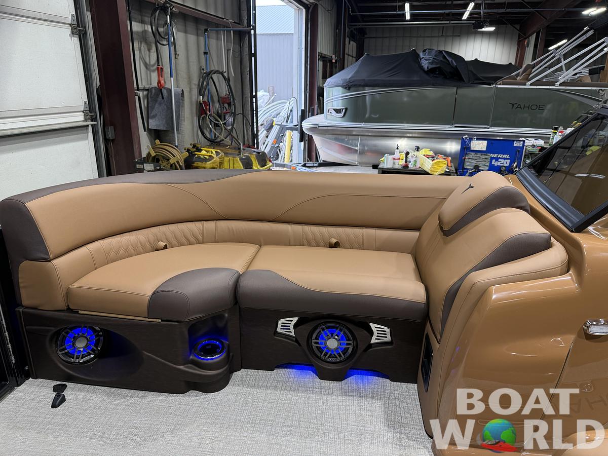 2027 Tahoe LTZ 300HP VRB Windshield Swingback $69995