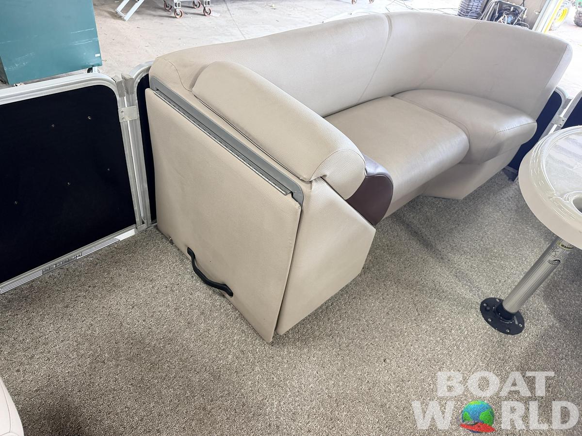 Used 2016 Weeres 220 Legacy & 90HP Yamaha 4Stroke -$19,995
