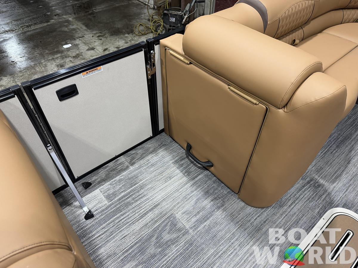 2026 Tahoe Pontoons Cascade 2385 Swingback (VRB) Tritoon 