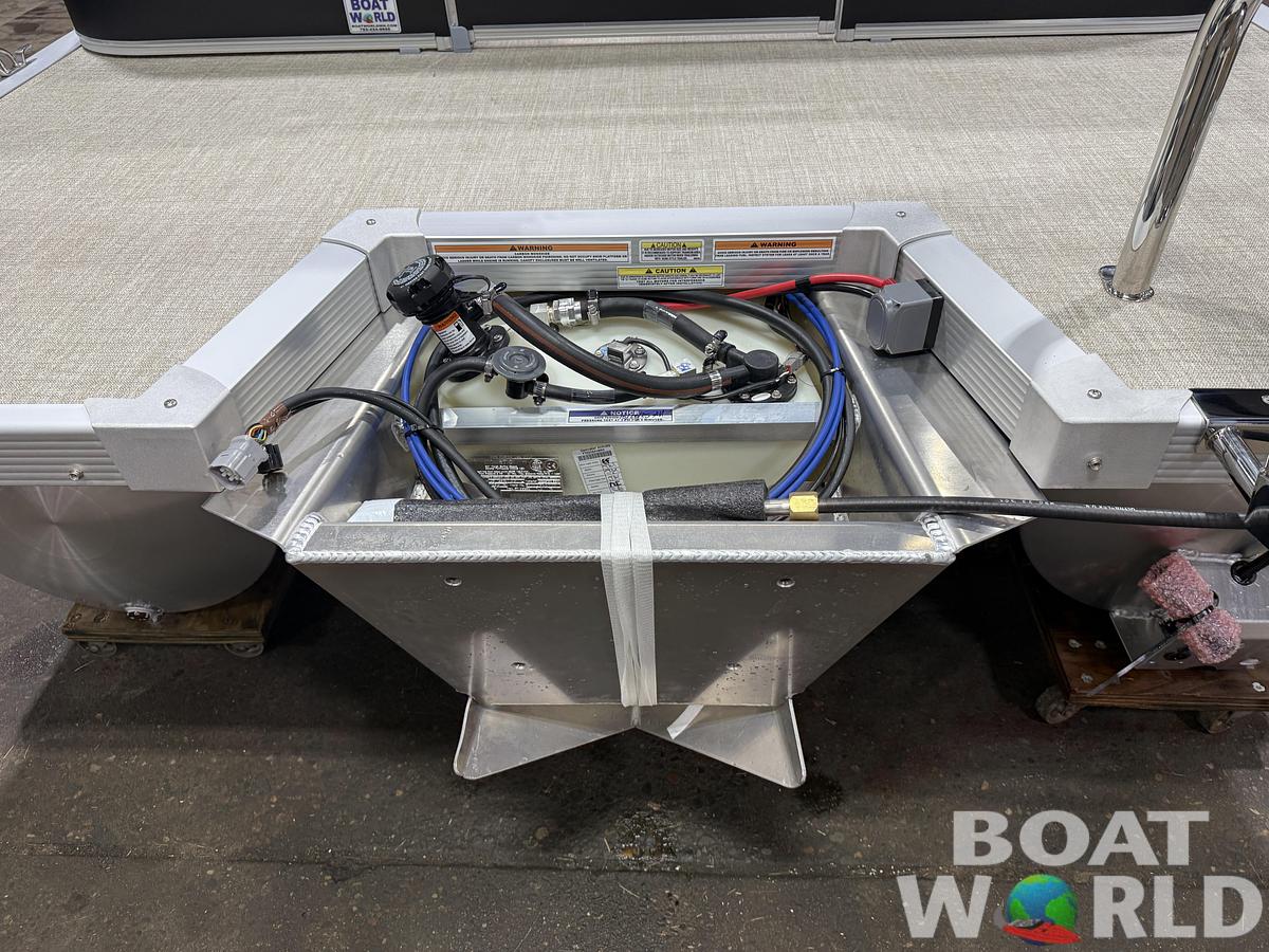 2026 Tahoe Pontoons Sport 2380 Quad Lounge