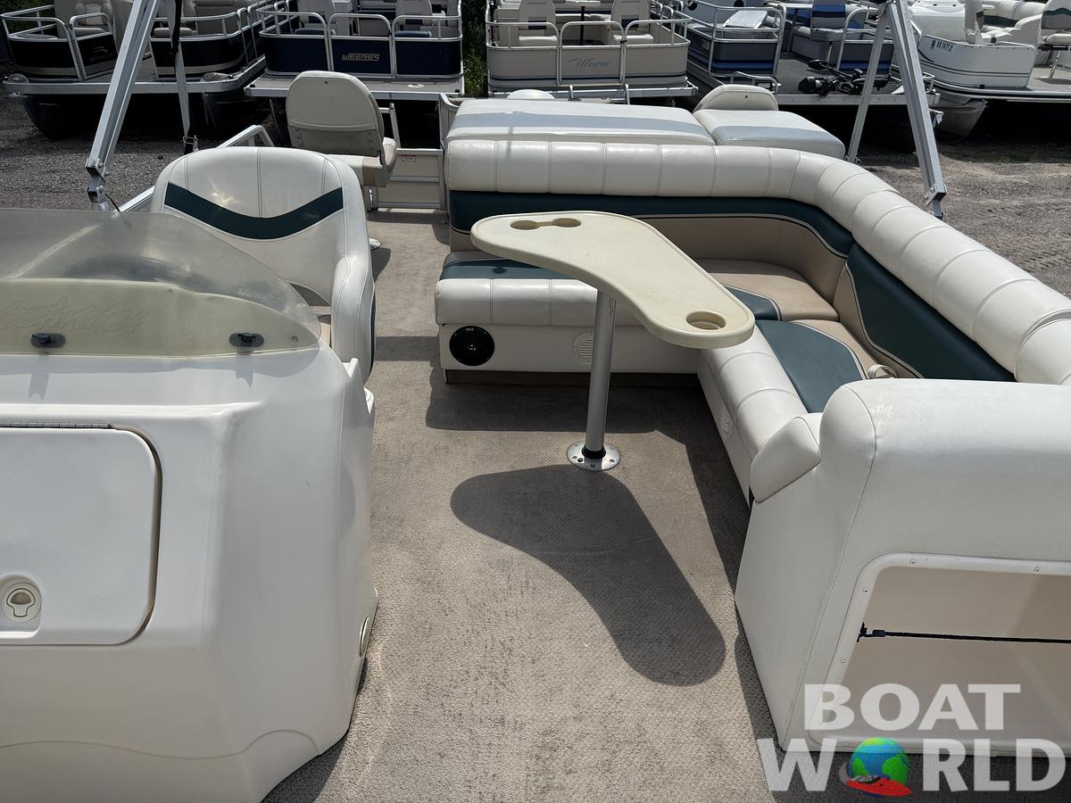 Used 2004 Sweetwater 2222 DF Pontoon WITH SEA LEGS