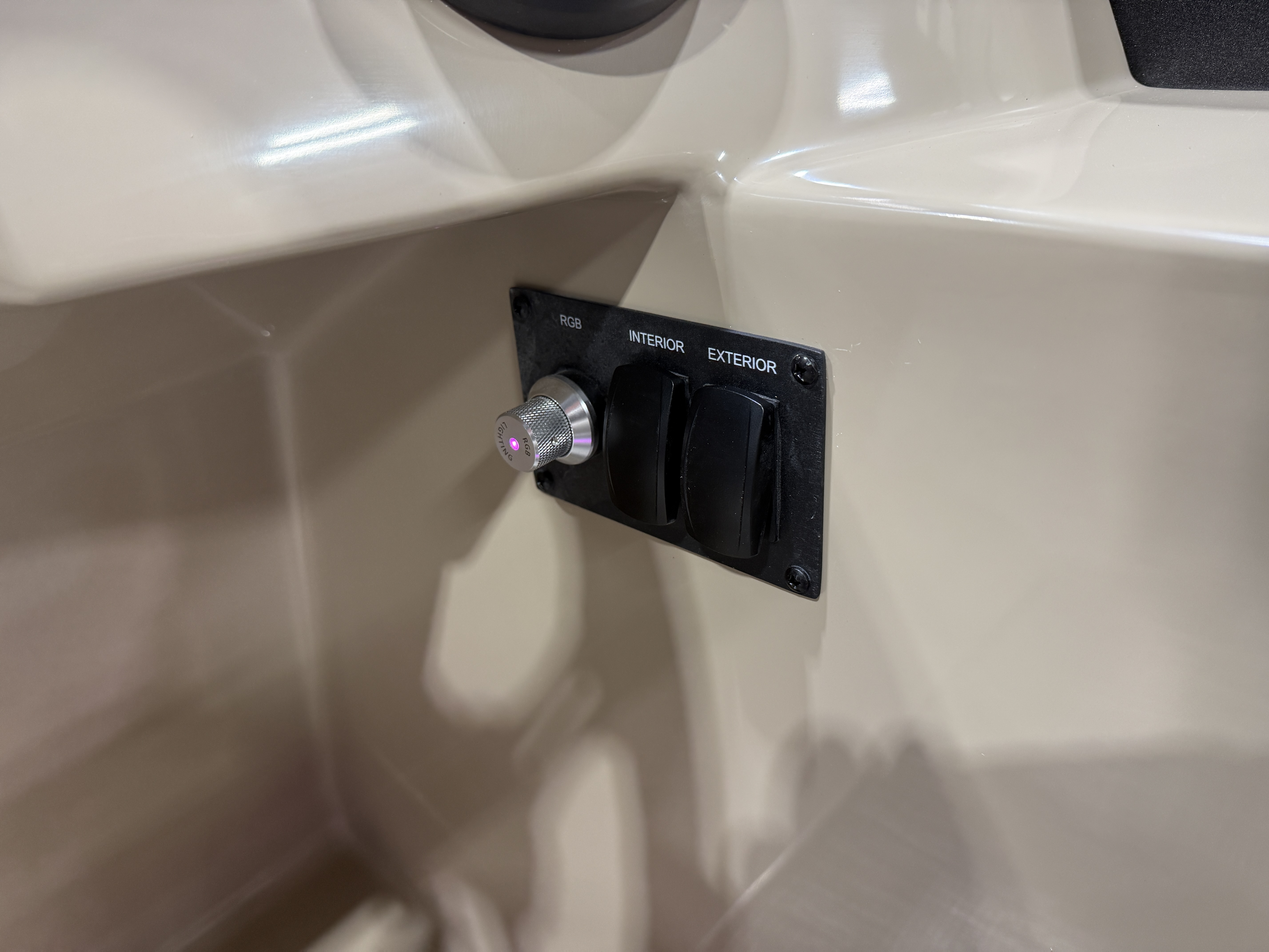 2027 Bentley Legacy 220 Navigator Quad Lounge Pontoon $42995