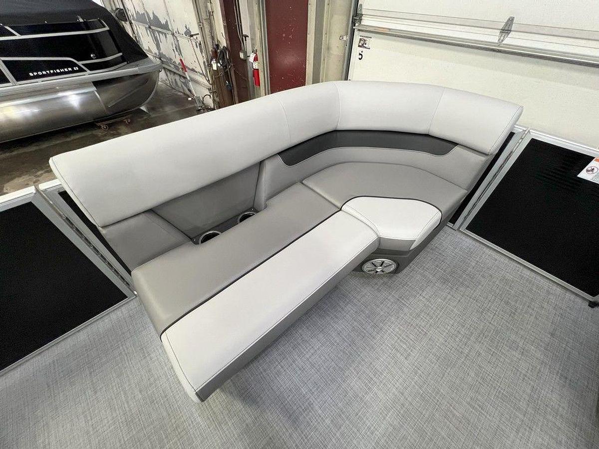 2025 Princecraft 21 Sportfisher 2RS Fish & Cruise Pontoon & Mercury 4-Stroke EFI