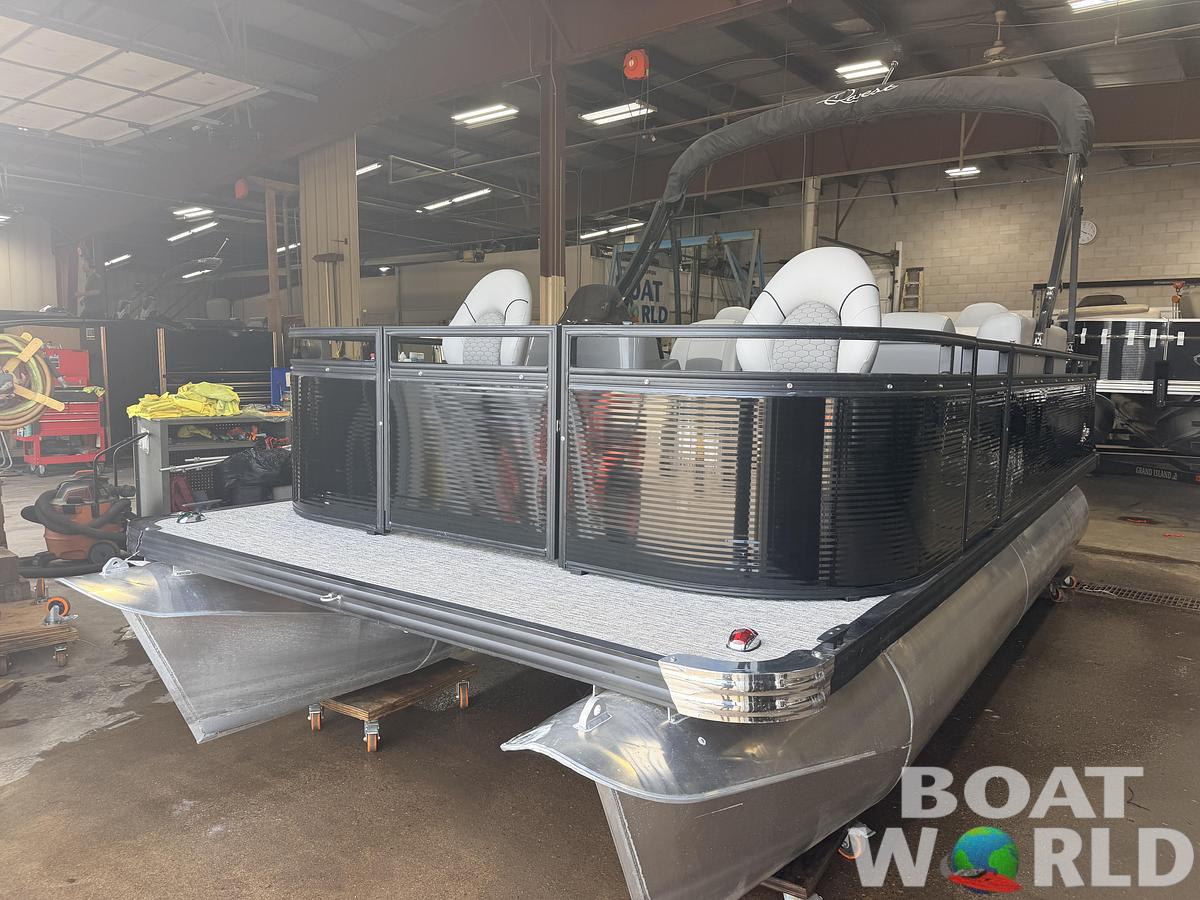 Used 2023 Apex Marine Qwest L818 Fish &60HP Honda 4Stroke -$27.995