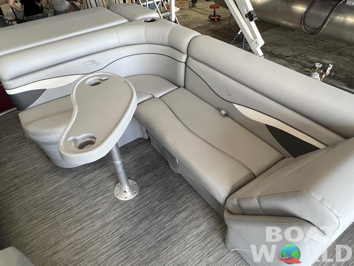 Used 2020 Bennington 20 SLV & 50HP Yamaha 4Stroke -$27,995