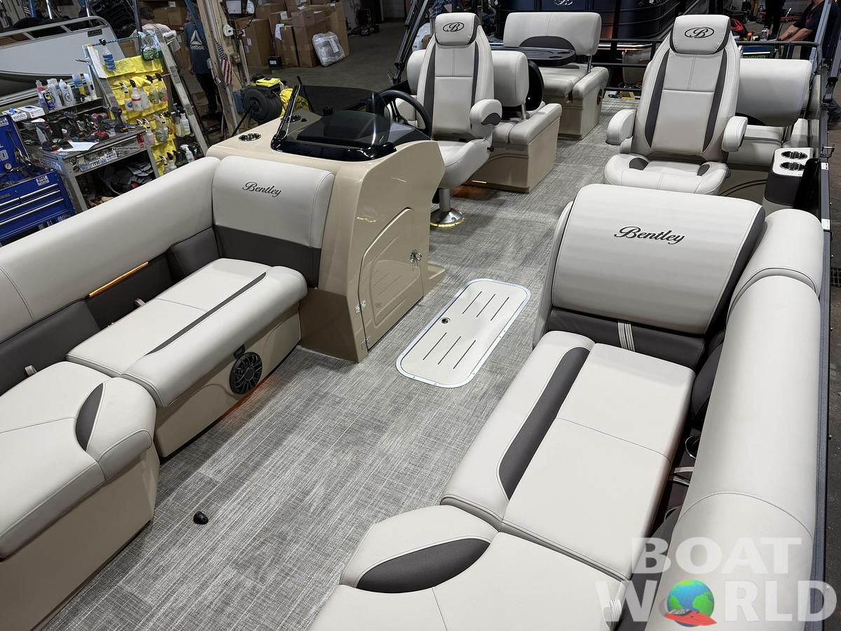 2027 Bentley Legacy 223 QSB Swingback Tritoon $55995