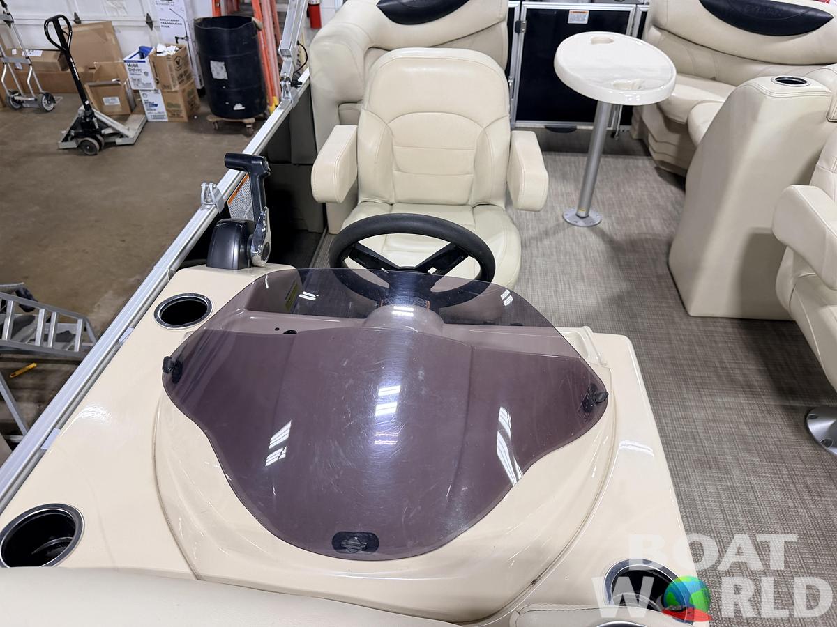 Used 2019 Sylvan MIrage 820 LZ Quad Lounge & 90HP Yamaha -$27,995
