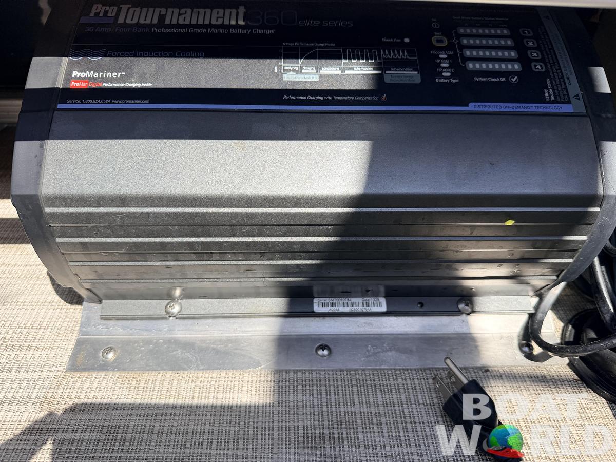Used 2020 Princecraft Brio E 17 Pontoon & Torqueedo Electric Outboard - $19,995