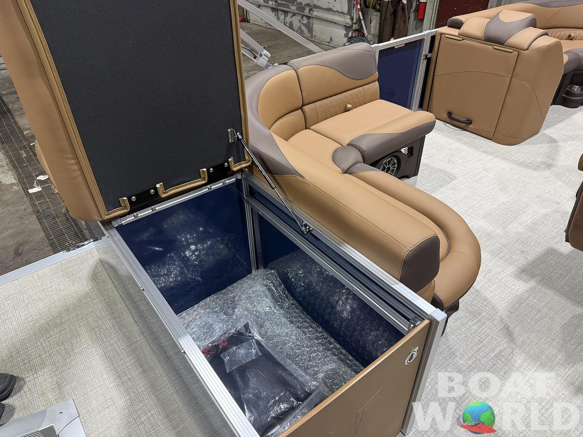 2026 Tahoe Pontoons LTZ 1985 Cruise Pontoon