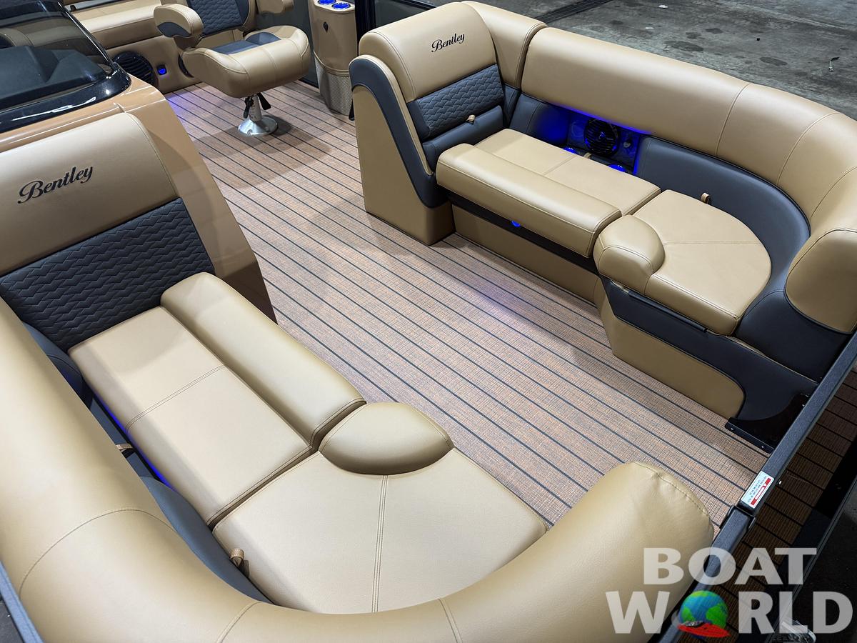 2026 Bentley Pontoons Elite 223 Swingback Tritoon & 200HP 