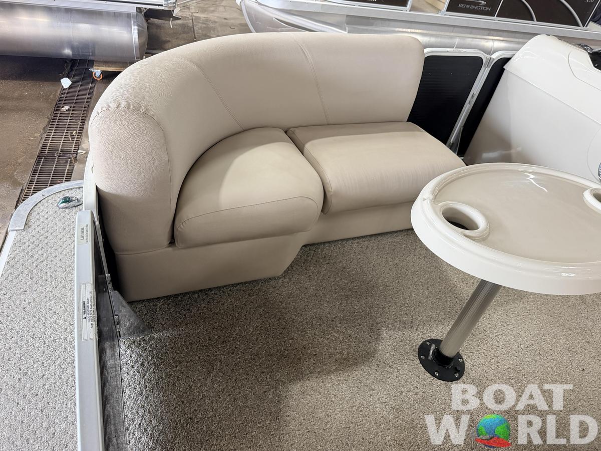 Used 2016 Weeres 220 Legacy & 90HP Yamaha 4Stroke -$19,995