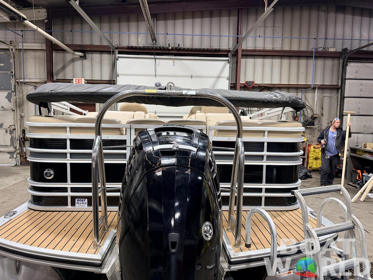 Used 2015 Harris 220 Solstice Pontoon