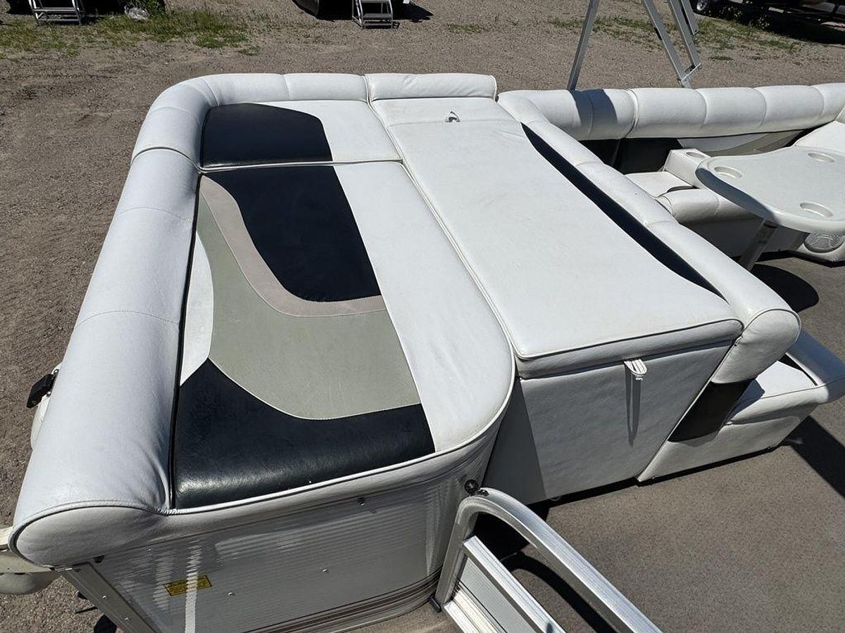 Used 2003 Weeres 220 Sun Deck SE Pontoon