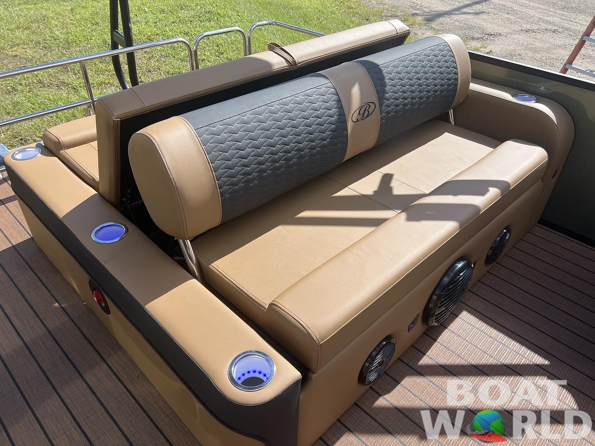 2026 Bentley Pontoons Elite 223 Swingback Tritoon