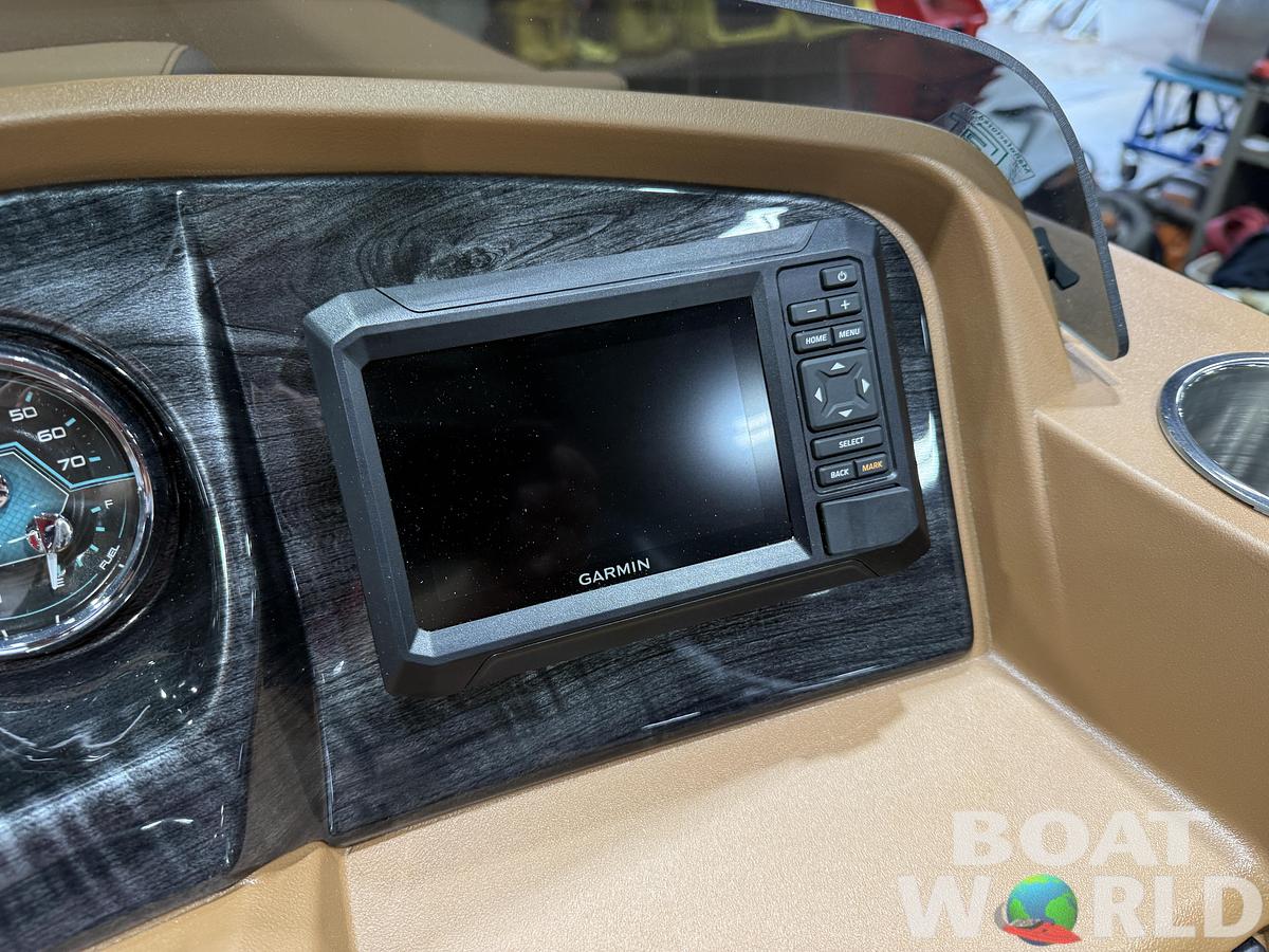 2027 Tahoe LTZ 2385 VRB SE Swingback Pontoon $42995