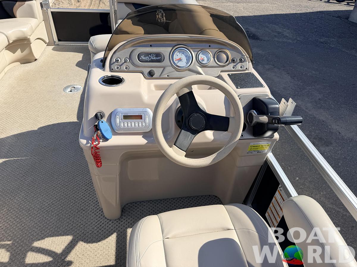 Used 2012 SunChaser 22 Fish 'N Cruise & 50HP Yamaha 4Stroke -$17,995