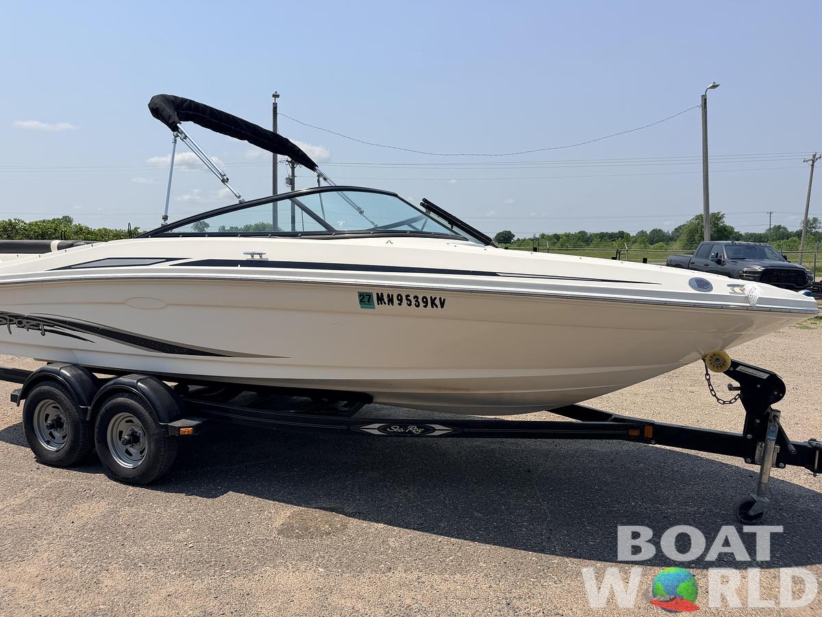 Used 2012 Sea Ray 205 Sport & 220HP 4.3L Mercruiser MPI with Tandem Axle Trailer -$15,995
