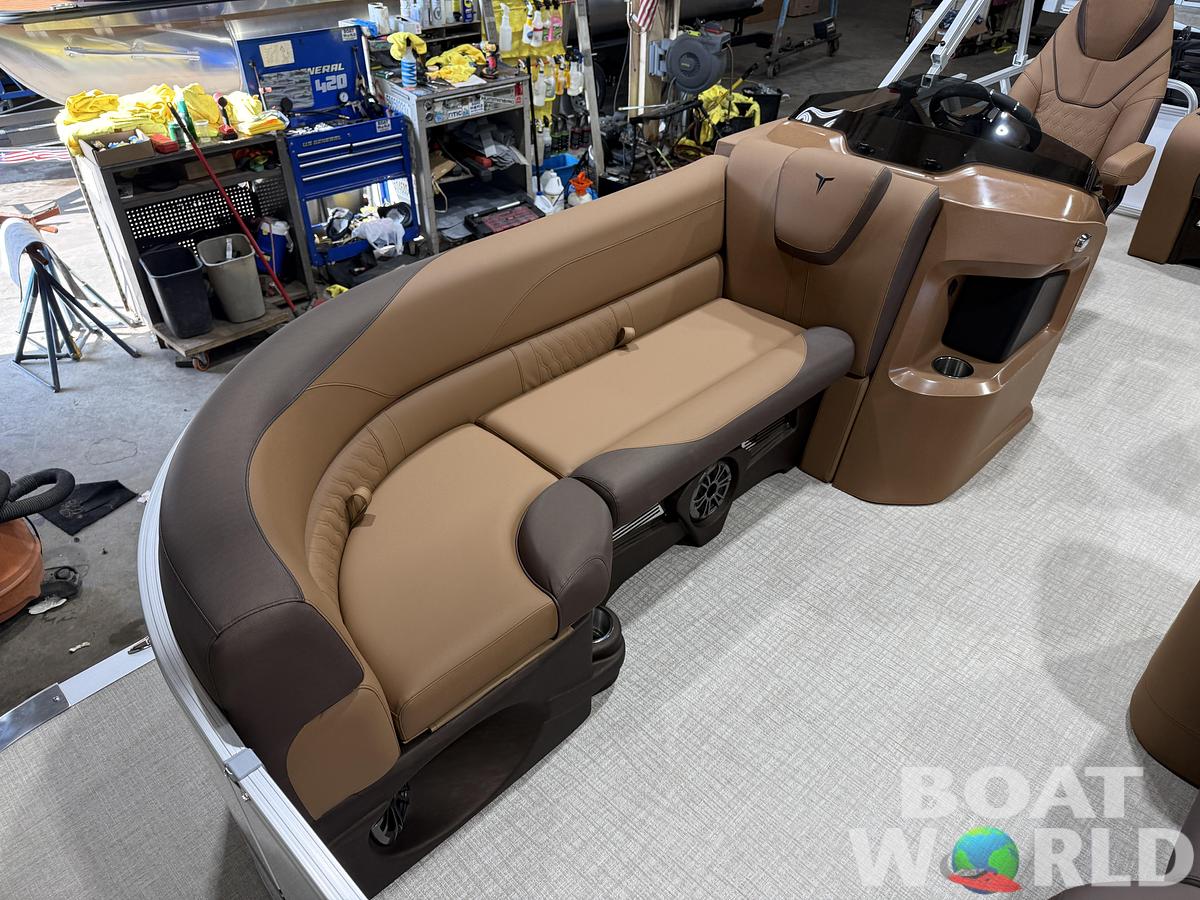 2027 Tahoe LTZ 2385 VRB Swingback Pontoon $42995