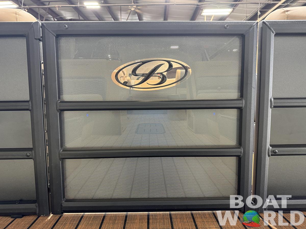 2027 Bentley Elite 223 Lounge Swingback Tritoon $66,995