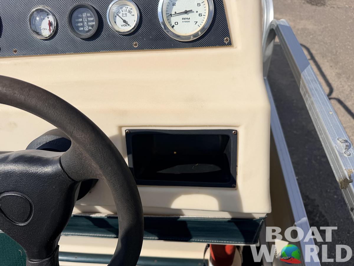 Used 2003 Odyssey 1903 Fish & Cruise & 40HP Johnson 4Stroke -$10,995