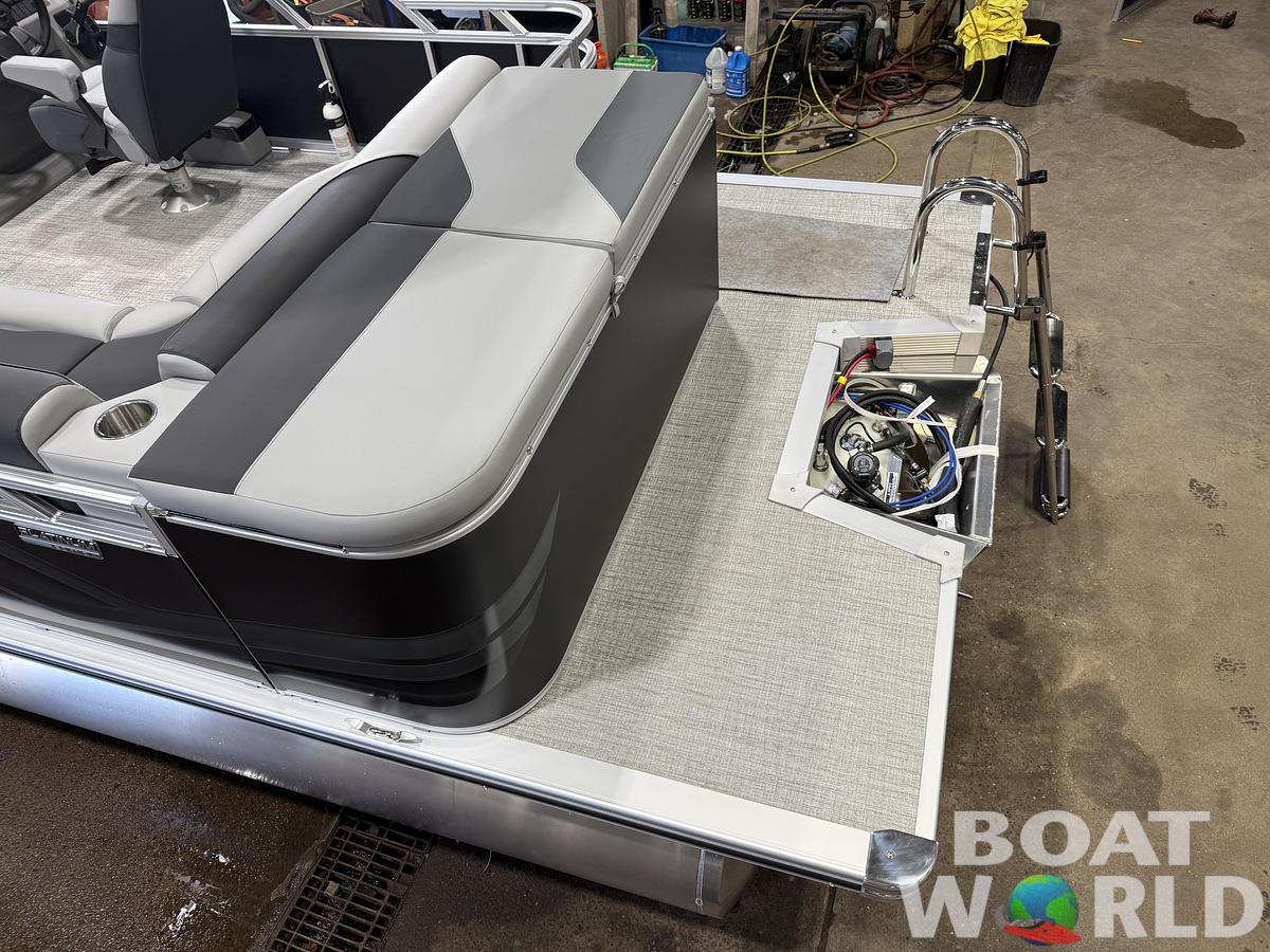 2027 Tahoe Sport 2180 Cruise & 4-Stroke $30995