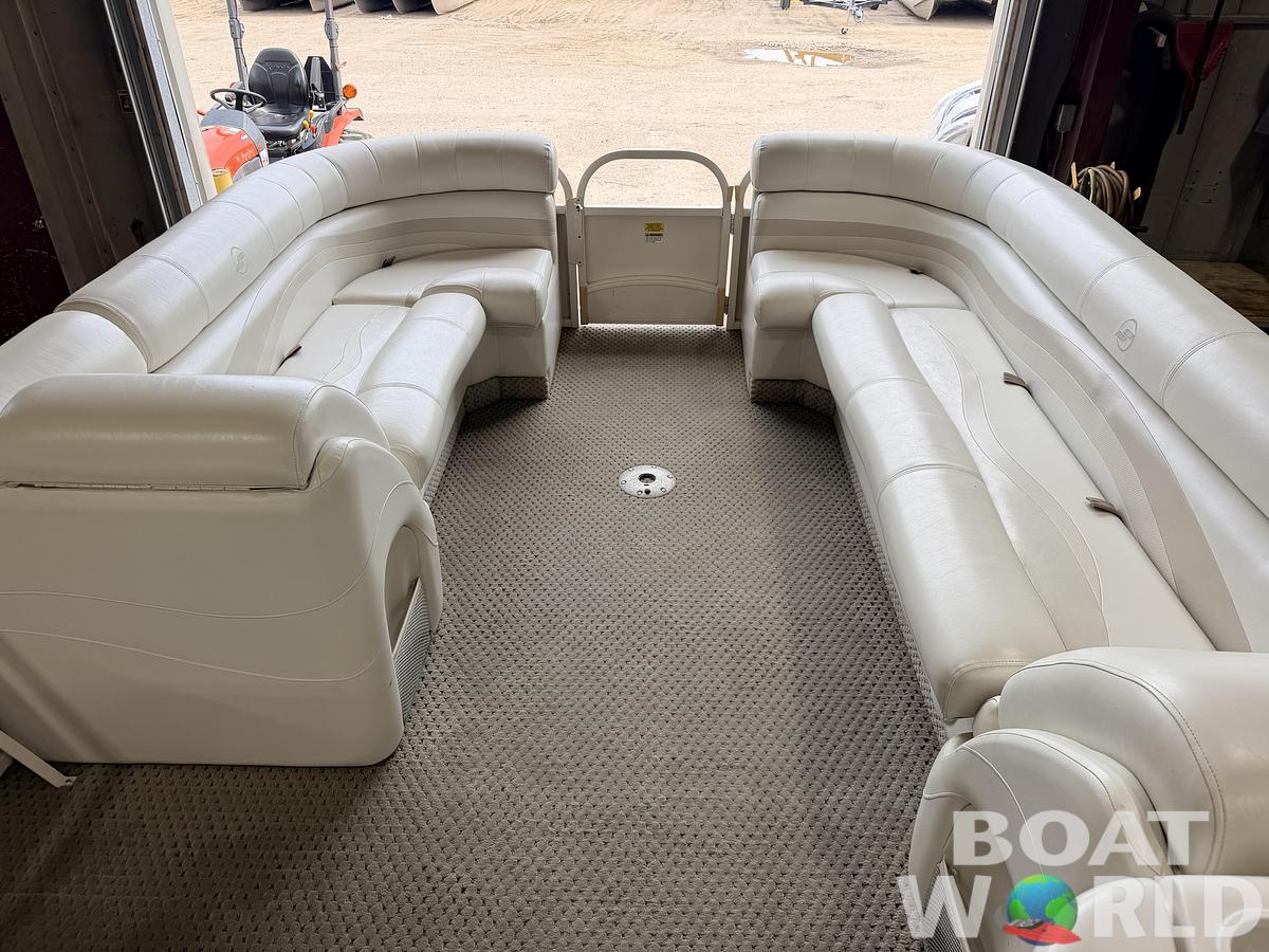 Used 2004 Starcraft 226 Elite & 50HP Mercury 4Stroke EFI -$14,995