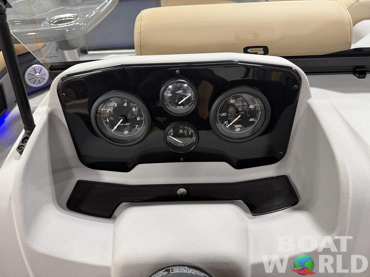 2027 Princecraft Vectra 21 RL Swingback Dinette $35495
