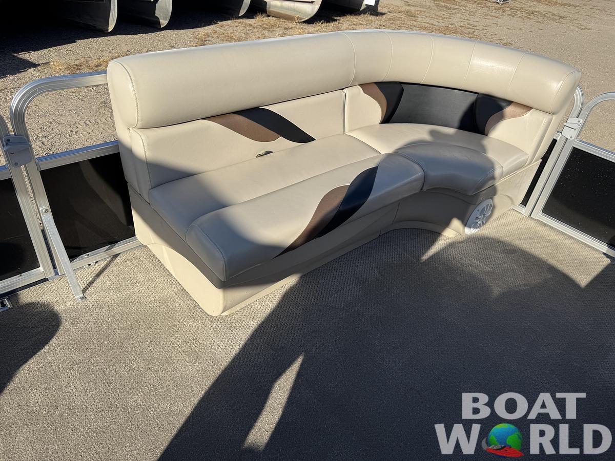 Used 2012 SunChaser Oasis 820 Pontoon