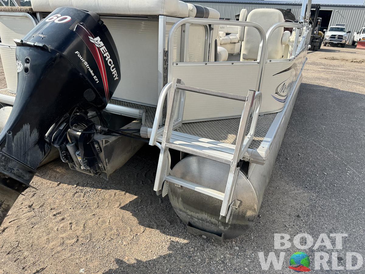 Used 2005 Misty Harbor Boats 2285 GM Pontoon