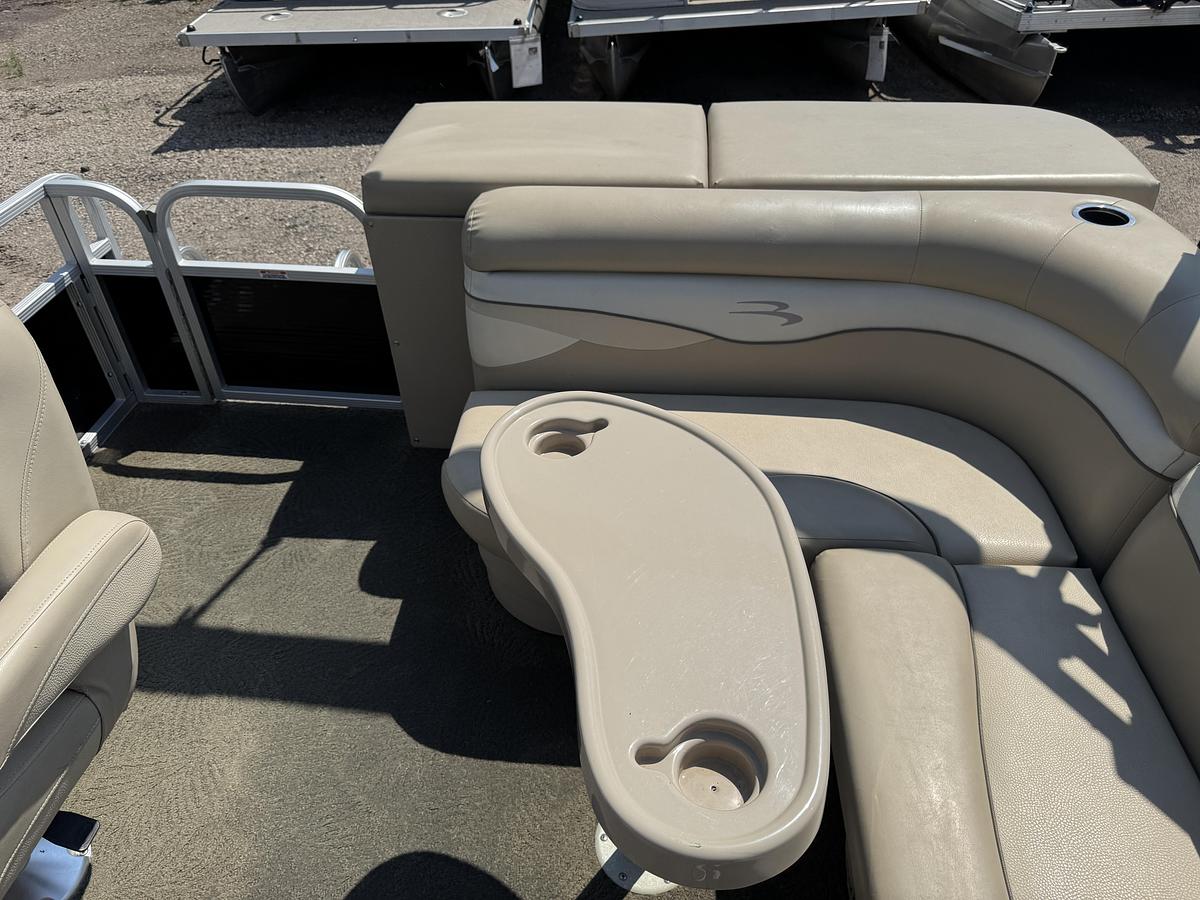 Used 2013 Bennington 17SF